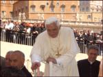 Audienz beim Papst auf dem Petersplatz.